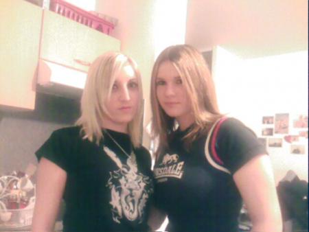 Loli et k&eacute;k&eacute;te 